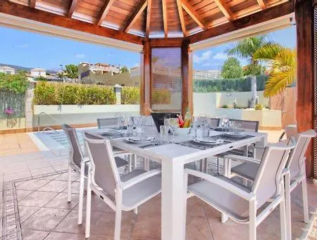 Magnifica Happy Holidays Con Piscina En Gigantes Willa Puerto de Santiago (Tenerife)