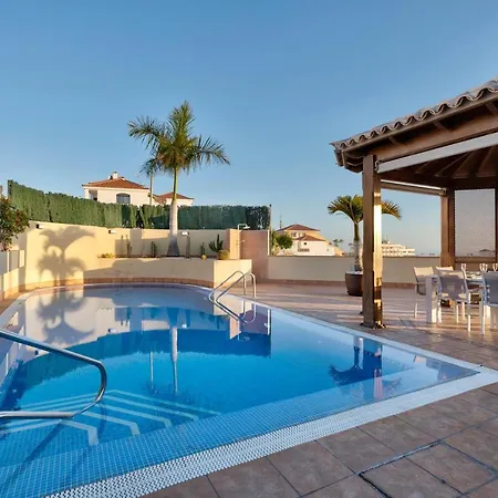 Magnifica Happy Holidays Con Piscina En Gigantes Willa