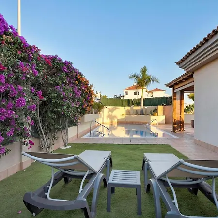 Villa Magnifica Happy Holidays Con Piscina En Gigantes